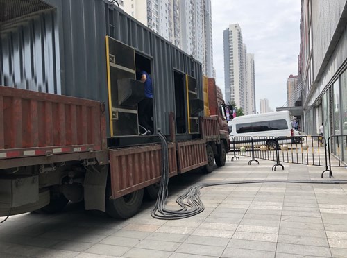 玉山柴油发电机空气滤清器在不同季节的更换周期是否有差异？